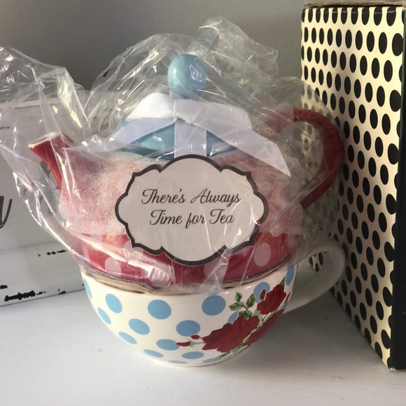 Jessie Steele Time For Tea Rose Teapot NIB - Picture 7 of 12